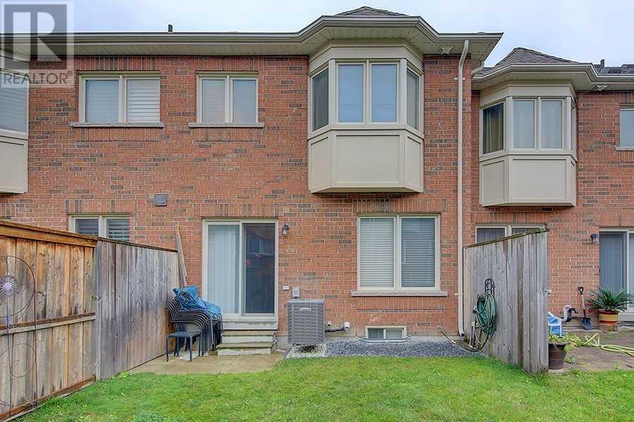 242 Sandale Rd, Whitchurch-Stouffville, Ontario  L4A 0Y4 - Photo 2 - N4610982