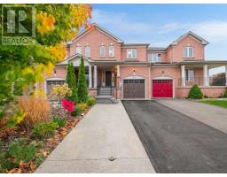 52 BANBROOKE CRES, newmarket, Ontario