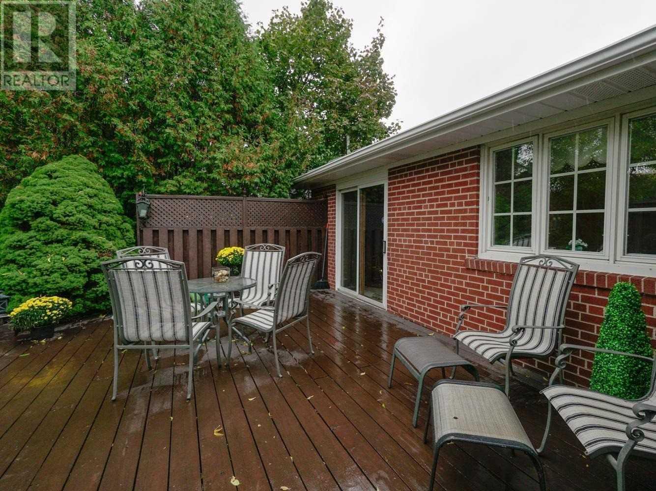 8 Joshua Ave, Toronto, Ontario  M9W 4T6 - Photo 17 - W4611308