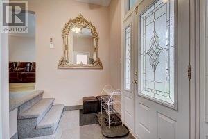 4 Chatterton Blvd, Toronto, Ontario  M1M 2G2 - Photo 2 - E4585149