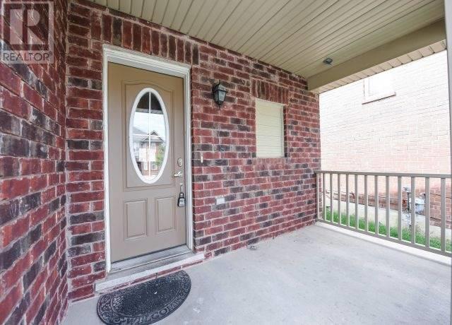 61 Biddens Sq, Brampton, Ontario  L6P 3P9 - Photo 2 - W4611424