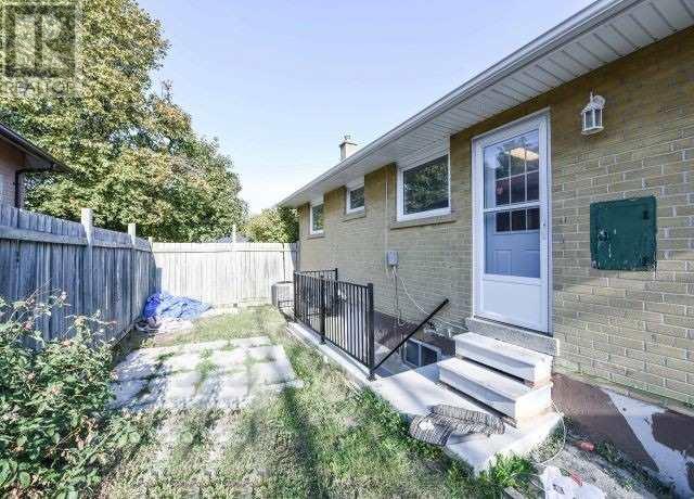 8 Autumn Blvd, Brampton, Ontario  L6T 2V5 - Photo 19 - W4611487