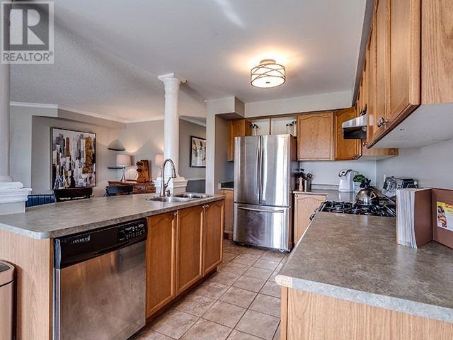 41 Corianne Ave, Whitby, Ontario  L1M 2H9 - Photo 7 - E4611843