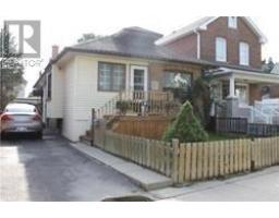 34 HOLLEY AVE, toronto, Ontario