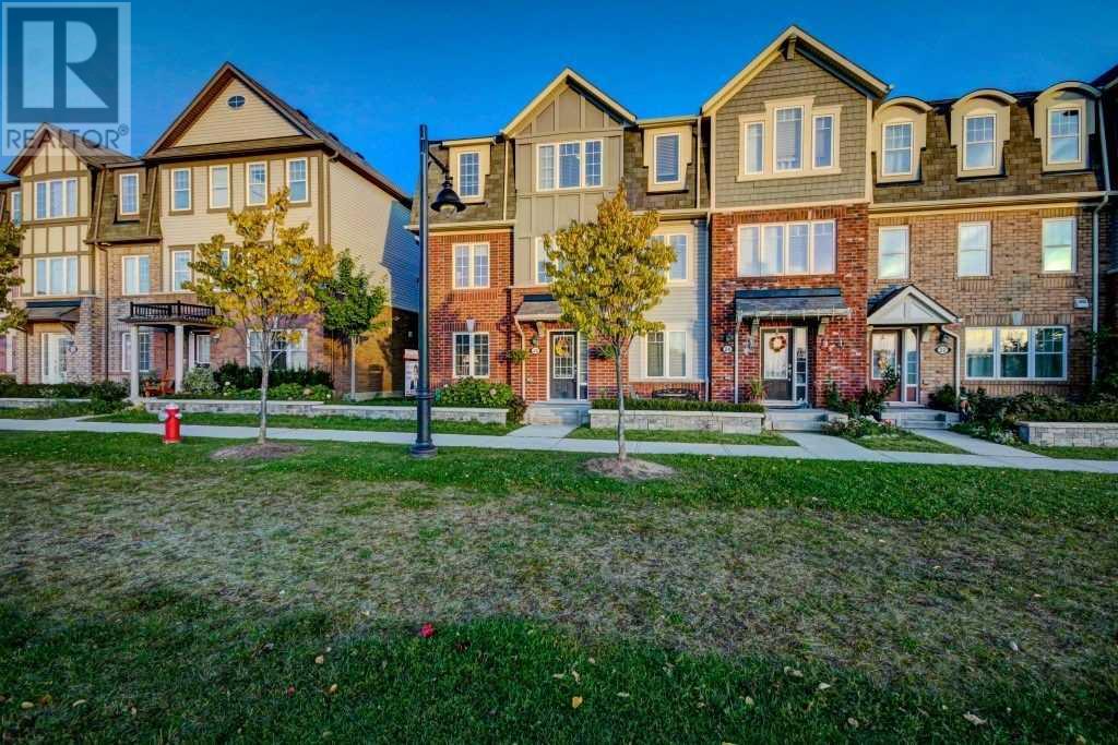 26 HENNEBERRY LANE, brampton, Ontario