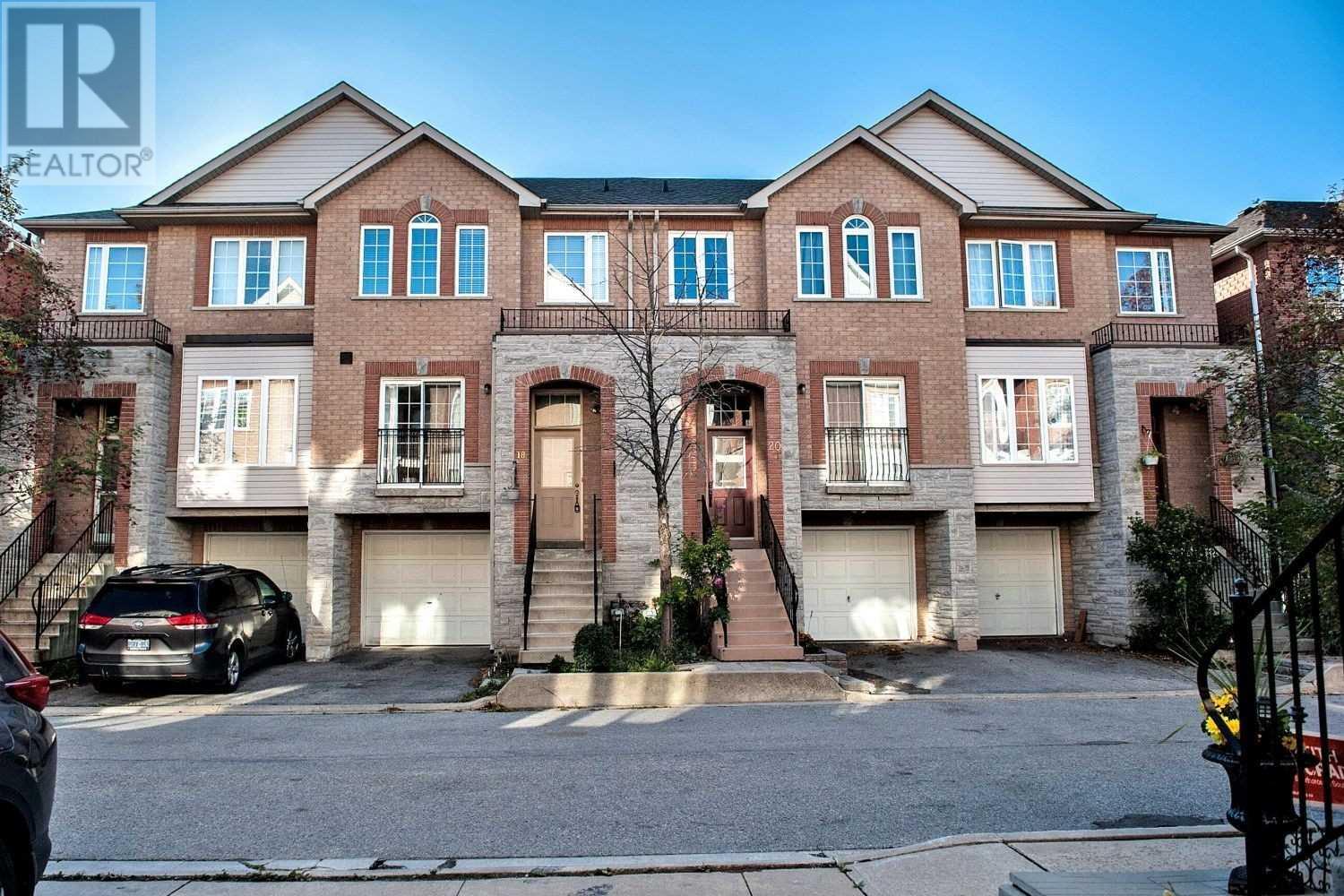 18 Tollgate Mews, Toronto, Ontario  M1M 1X6 - Photo 1 - E4612394