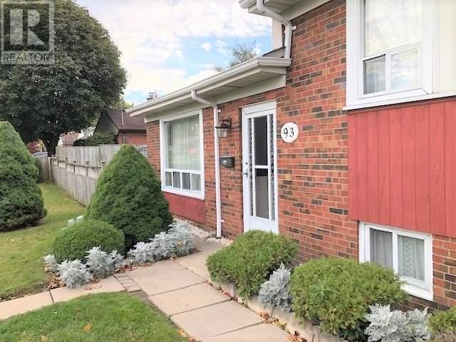 93 Merryfield Dr, Toronto, Ontario  M1P 1K3 - Photo 2 - E4612808