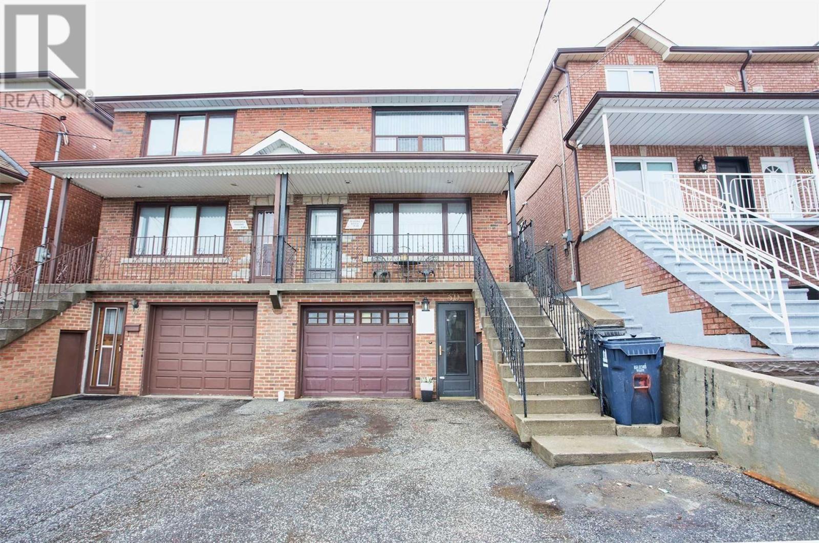 30 Lacey Ave, Toronto, Ontario  M6M 3L7 - Photo 2 - W4612794