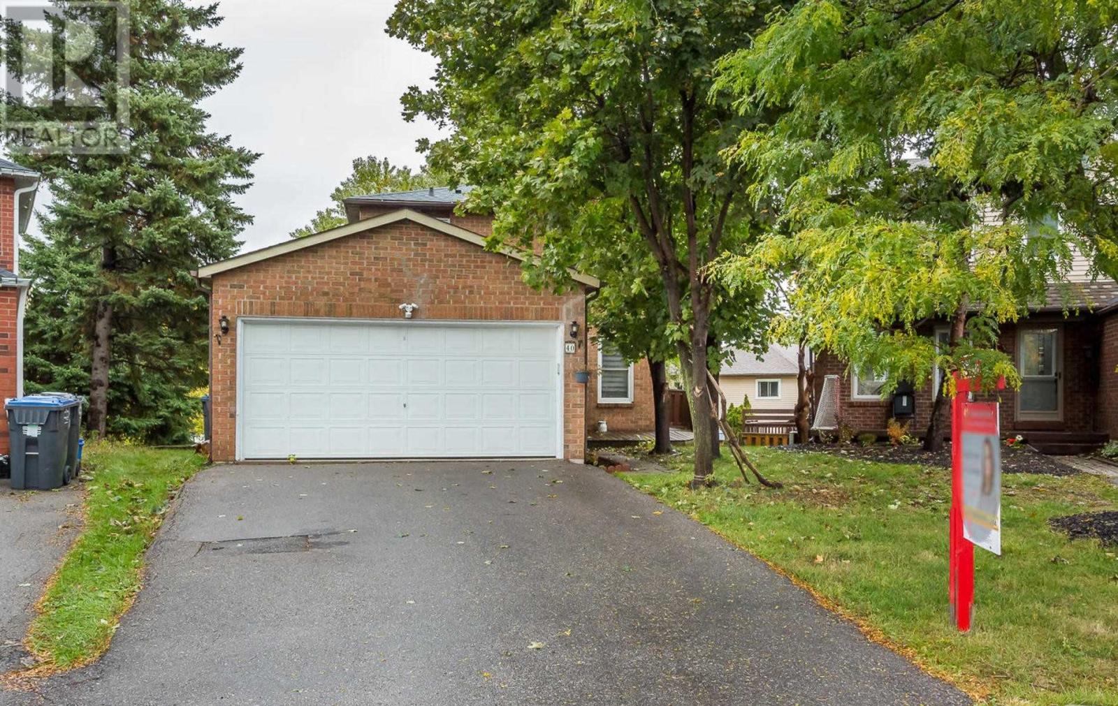 40 Morado Crt, Brampton, Ontario  L6S 4H7 - Photo 1 - W4613123