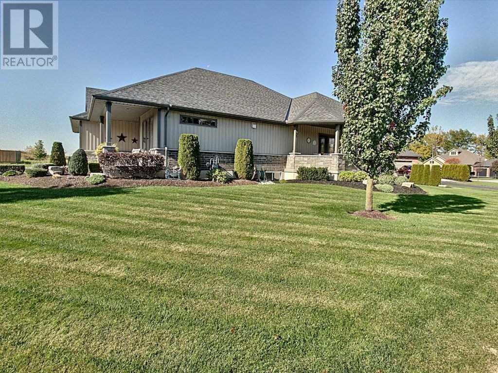 2 Sycamore Dr, Tillsonburg, Ontario  N4G 5S3 - Photo 2 - X4613380