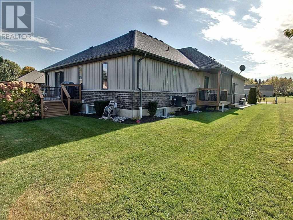 2 Sycamore Dr, Tillsonburg, Ontario  N4G 5S3 - Photo 4 - X4613380